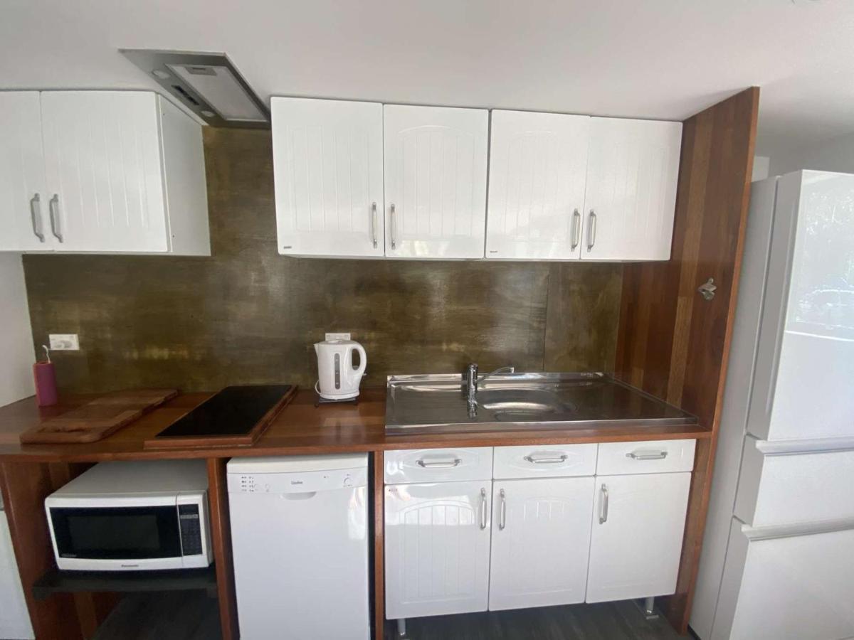 Awa Tui Batch Apartment Blenheim Luaran gambar